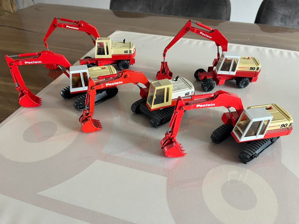 Unieke Verzameling Poclain 90 serie graafmachines Gescha, Ophalen of Verzenden, Zo goed als nieuw, Hijskraan, Tractor of Landbouw