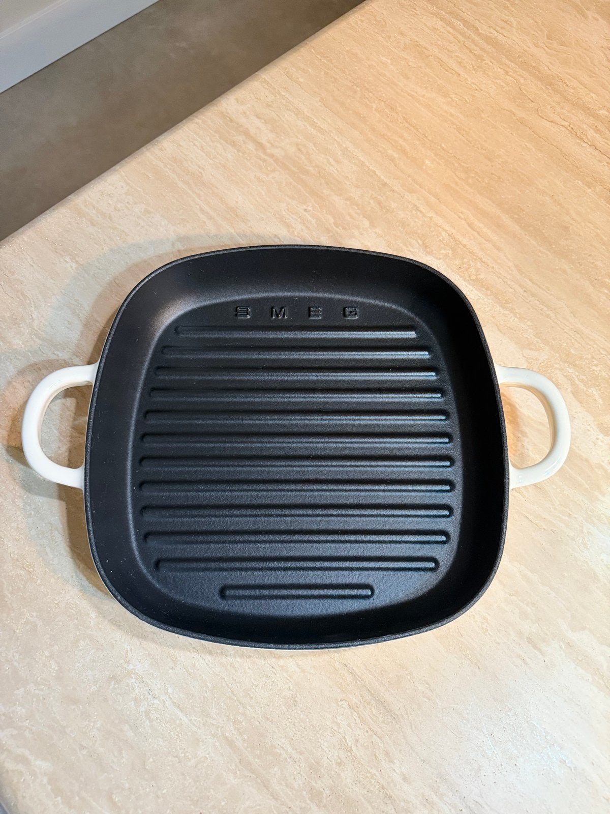 Smeg Grillpan - Gietijzer - 26 cm - NIEUW, Huis en Inrichting, Keuken | Potten en Pannen, Gietijzer, Overige typen, Nieuw, Ophalen of Verzenden