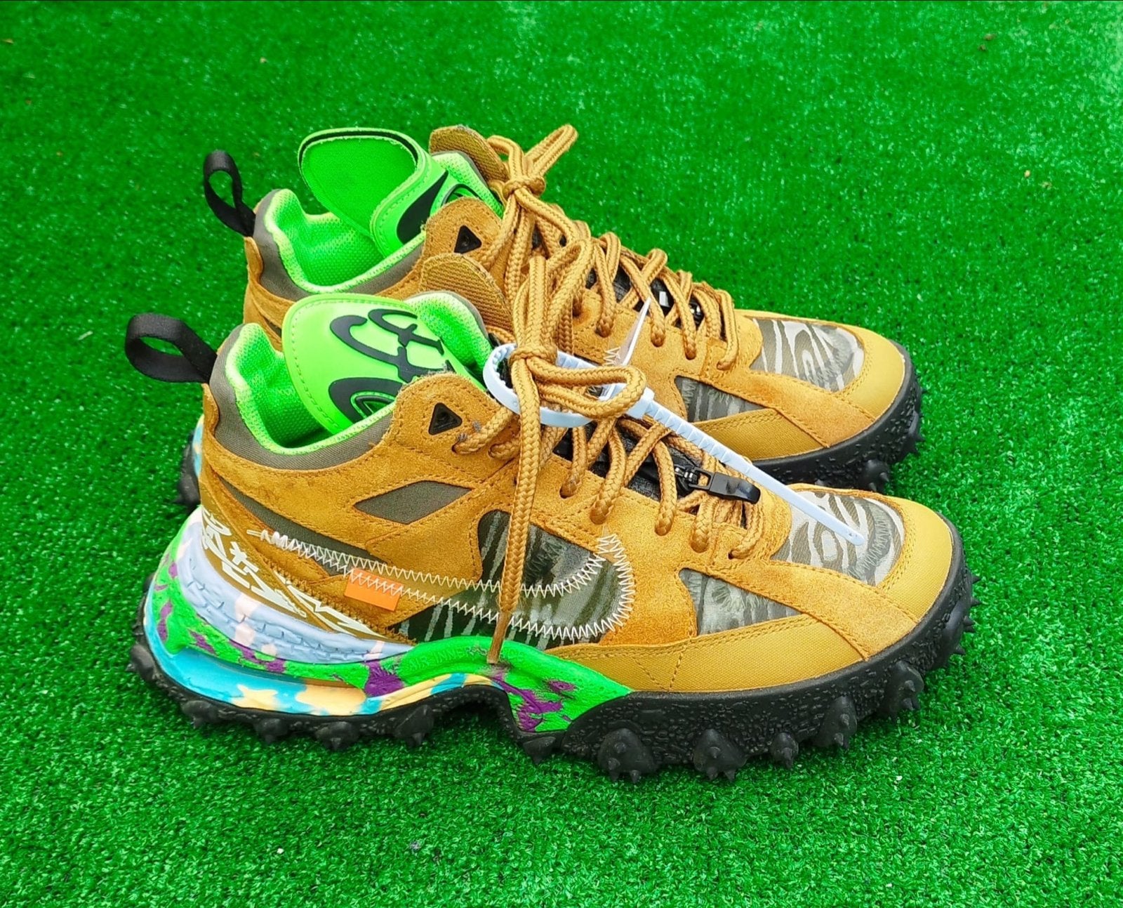 Nike Air Terra Forma x Off-White Wheat/Clear-Black Maat #42, Off white, Ophalen of Verzenden, Off white, Overige kleuren