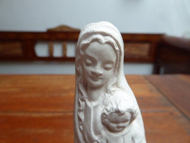 Mooi vormgegeven gipsen Maria beeldje, Ophalen of Verzenden