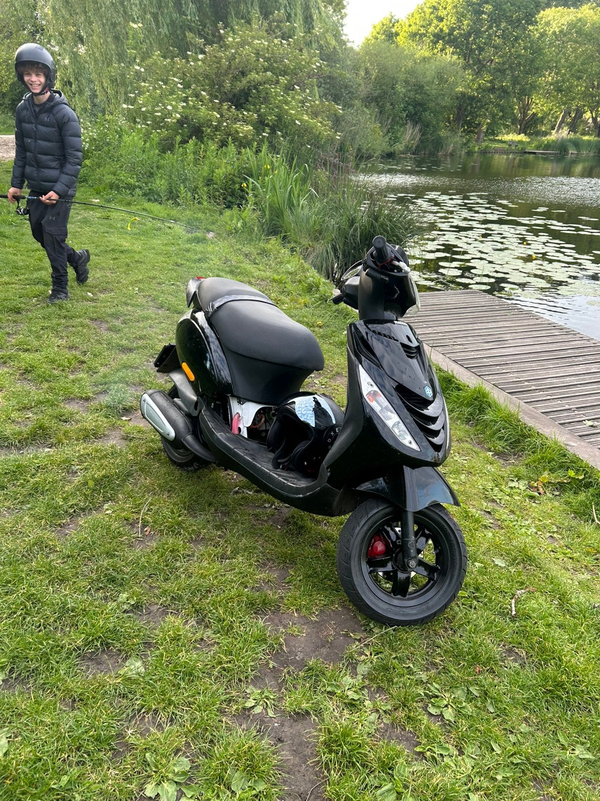 Zip 150cc lc teruil tegen auto, Ophalen, Zo goed als nieuw, Tweetakt, Piaggio