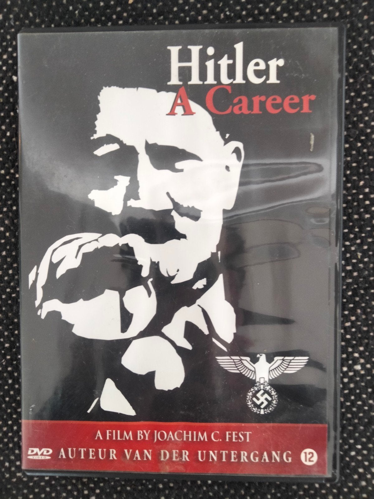 Hitler: A Career - Documentaire over Hitlers opkomst, Gebruikt, Ophalen of Verzenden, Politiek of Geschiedenis, Vanaf 12 jaar