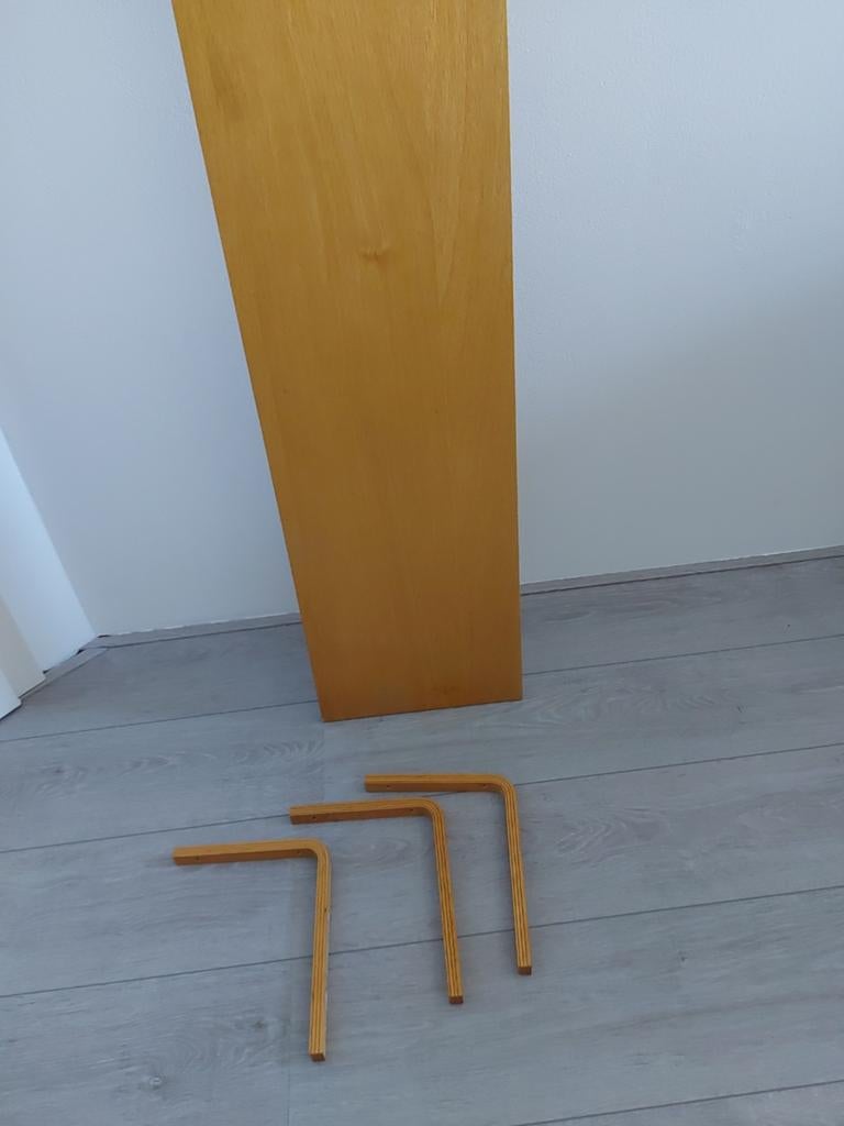 Lange wandplank/boekenplank, Ophalen