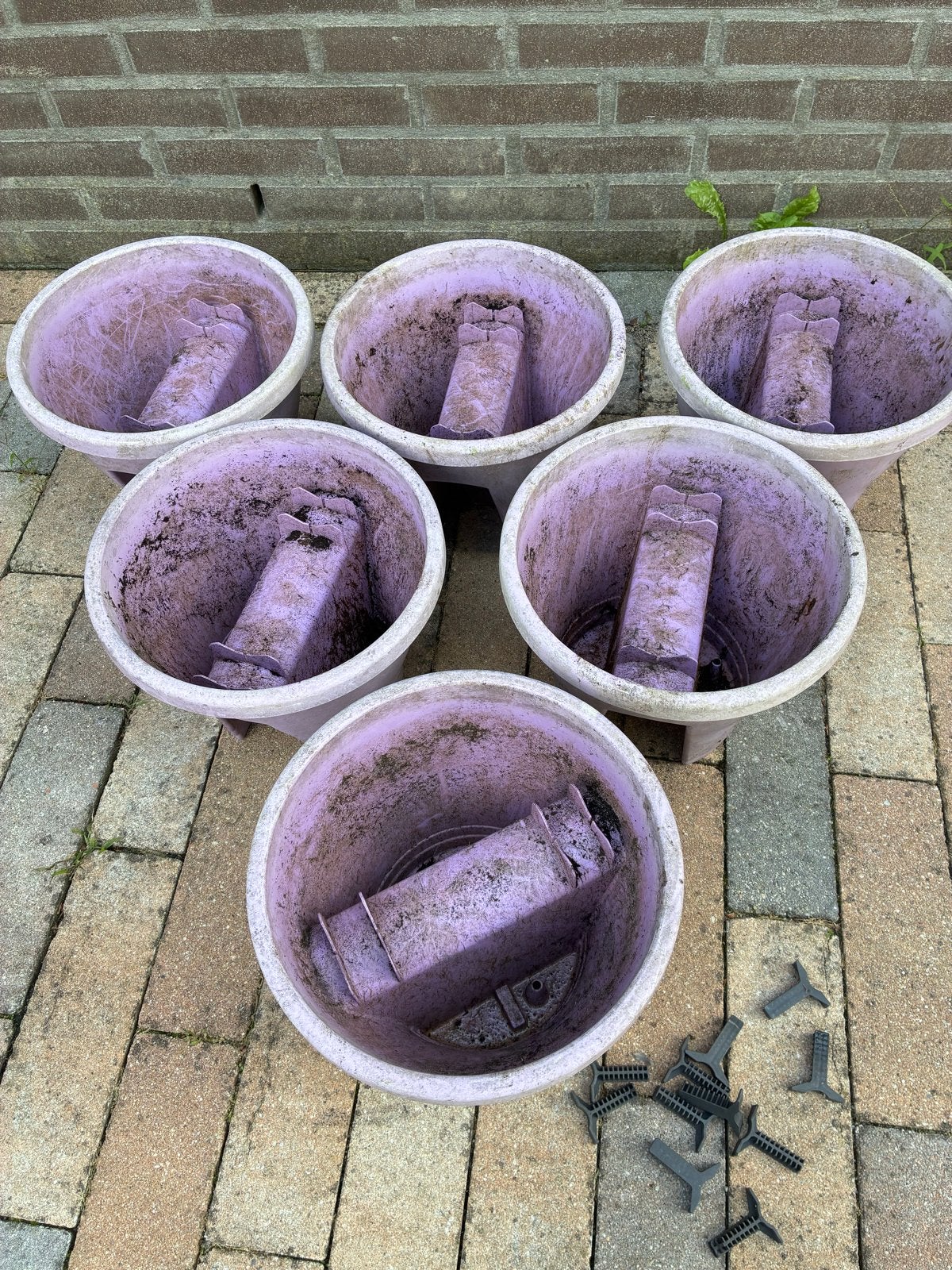 6 paarse bloempotten met waterreservoir, Kunststof, Gebruikt, Balkon, Rond