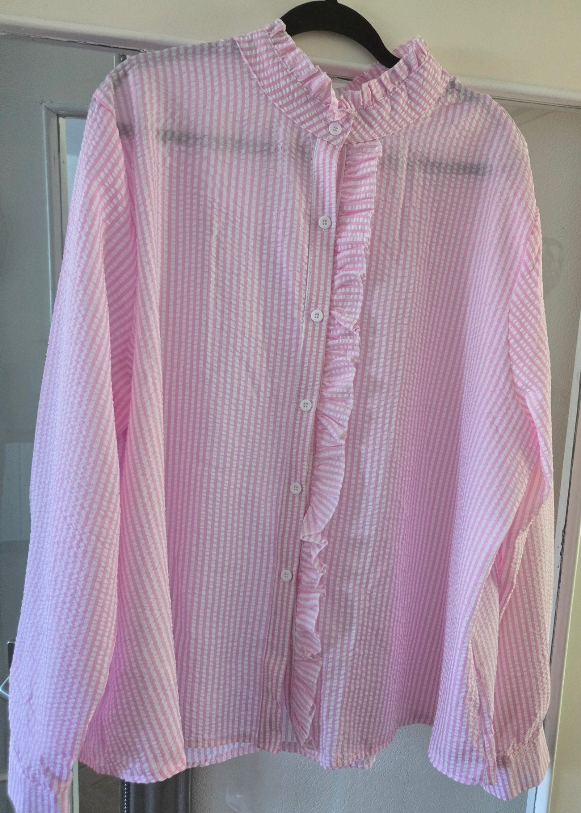 52/54 Nieuw blouse met roesel roze wit, Kleding | Dames, Verzenden, Nieuw, Roze, Blouse of Tuniek
