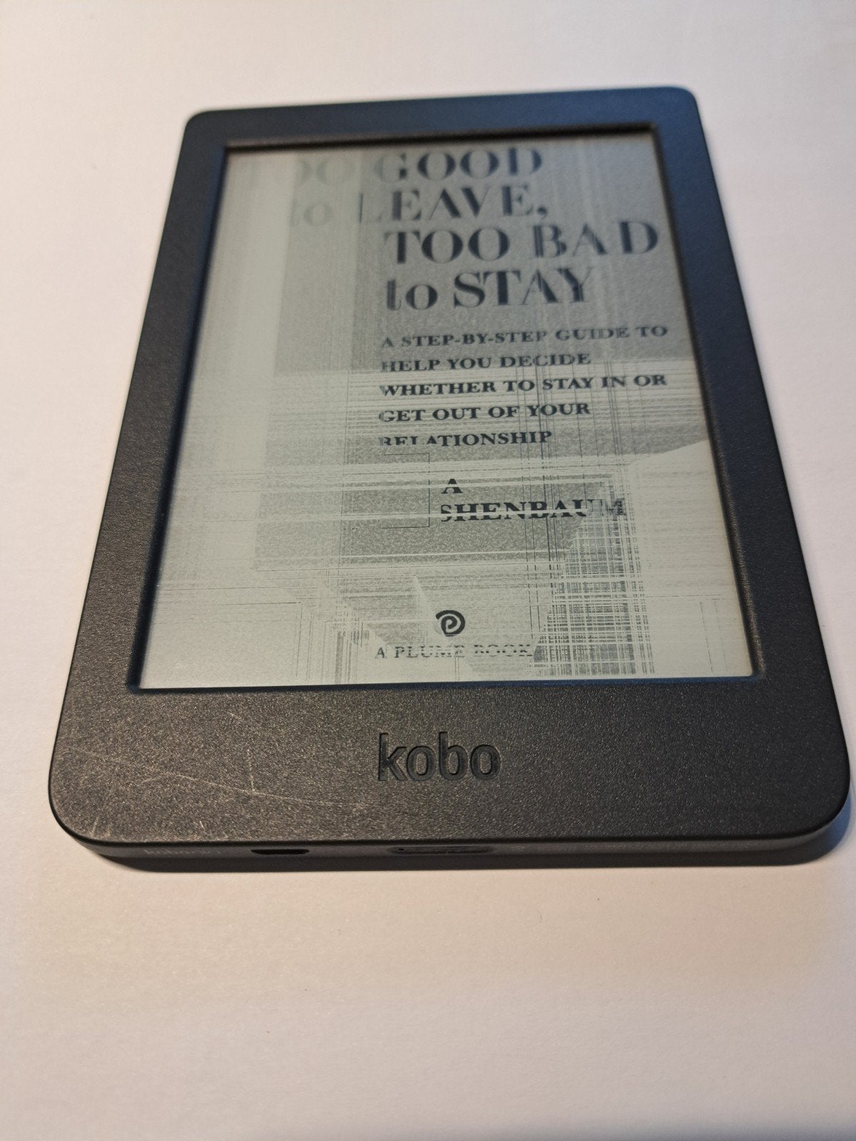 Kobo Nia E-reader - Scherm defect, start wel op, Computers en Software, E-readers, Ophalen of Verzenden