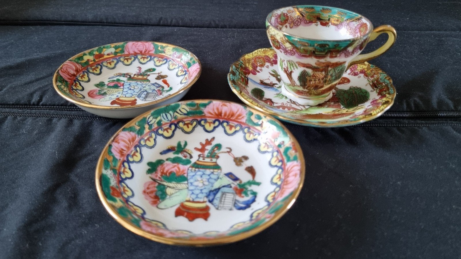 Chinees porseleinen schaaltjes, kop en schotel, gemerkt., Antiek en Kunst, Ophalen of Verzenden