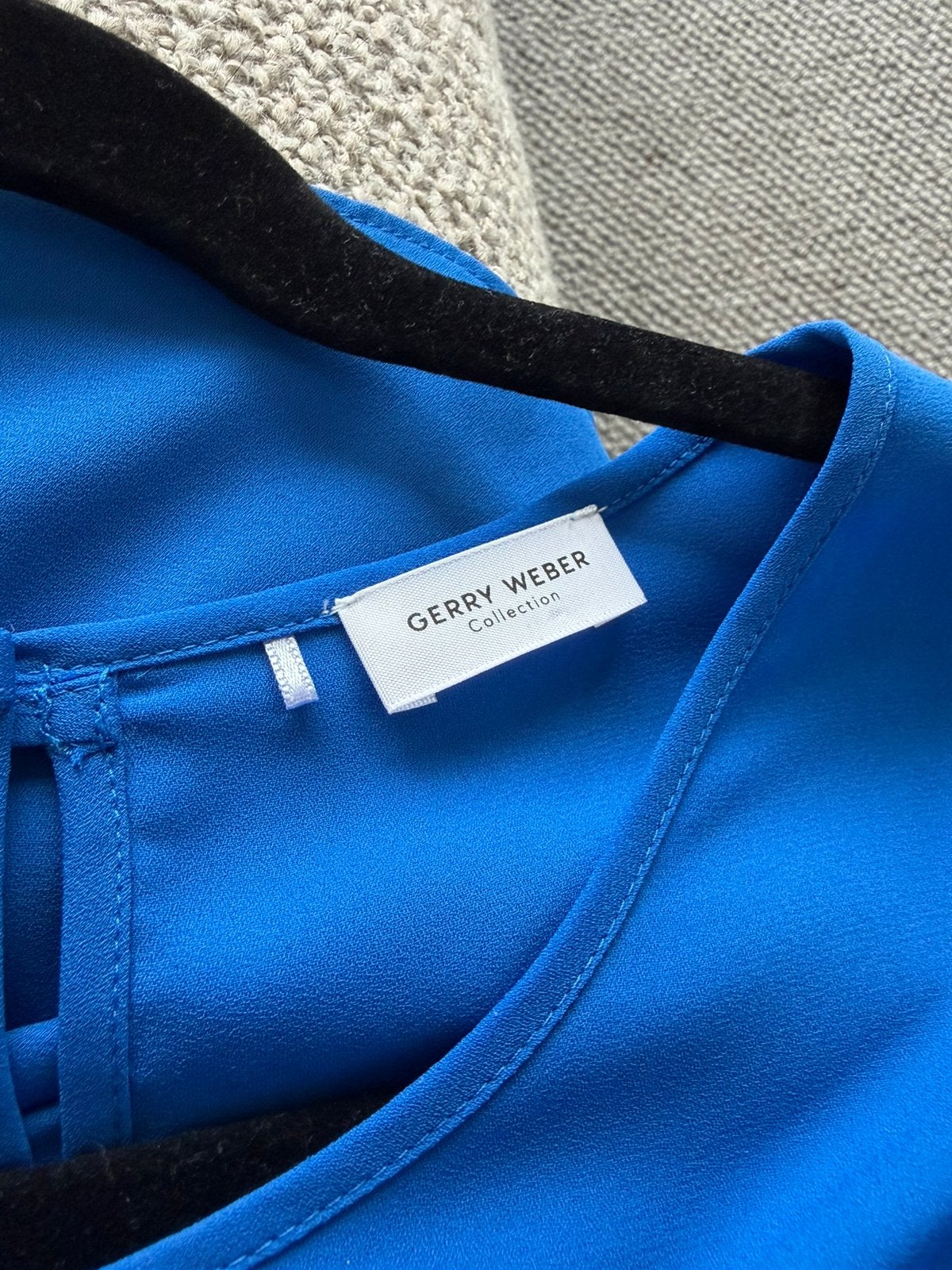Gerry Weber kobaltblauwe blouse, Ophalen of Verzenden, Zo goed als nieuw, Maat 42/44 (L), Blauw