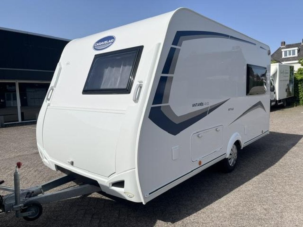 Caravelair Antares Style 410 2021 Nieuwstaat Incl. voortent, Overige typen, Bedrijf, Treinzit, 4 tot 5 meter