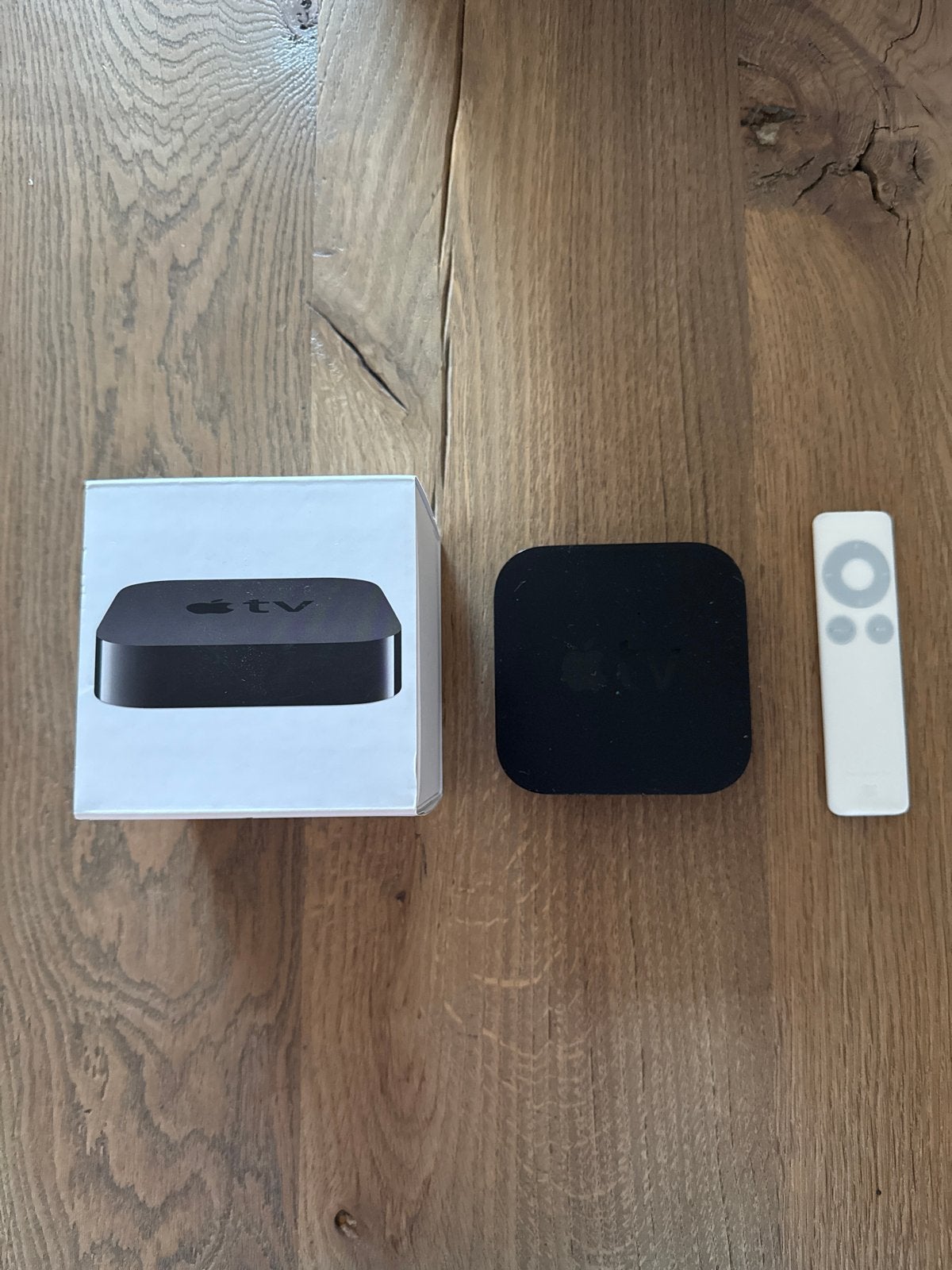 Apple TV 3e generatie met afstandsbediening, Ophalen of Verzenden, Gebruikt, HDMI, Zonder harde schijf