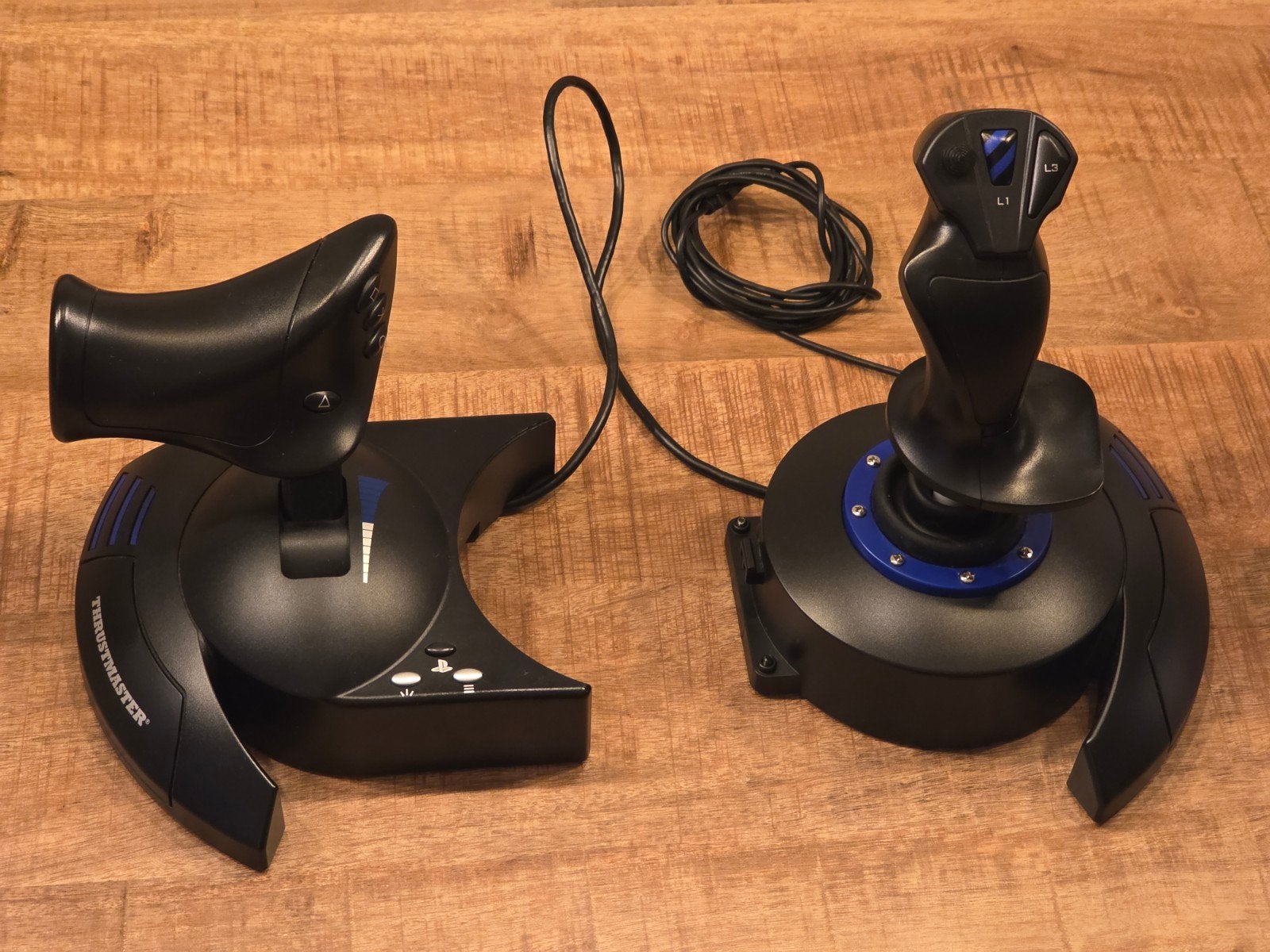 Thrustmaster T.Flight Hotas 4 Joystick voor PS5/PC, Ophalen of Verzenden, Zo goed als nieuw, Thrustmaster