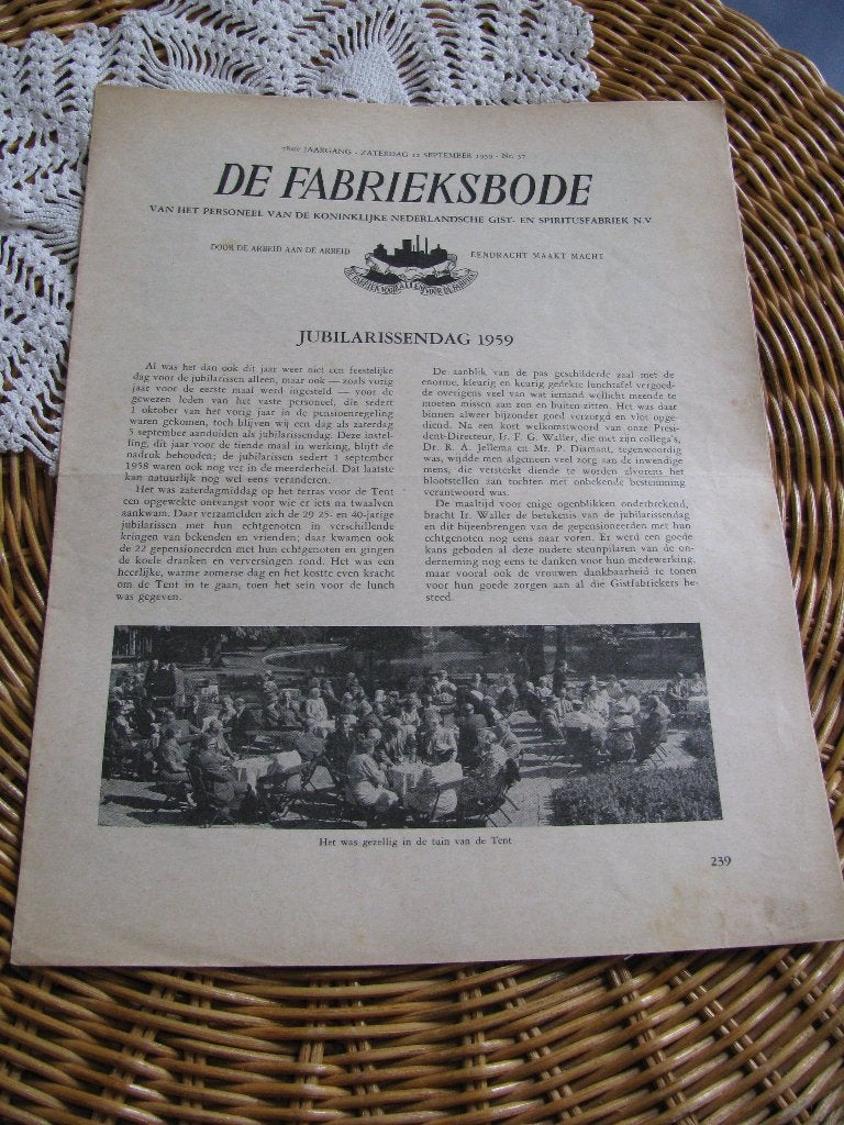 Gist & Spiritus fabriek Delft * Fabrieksbode * 12.09.1959, Ophalen of Verzenden, Gelezen