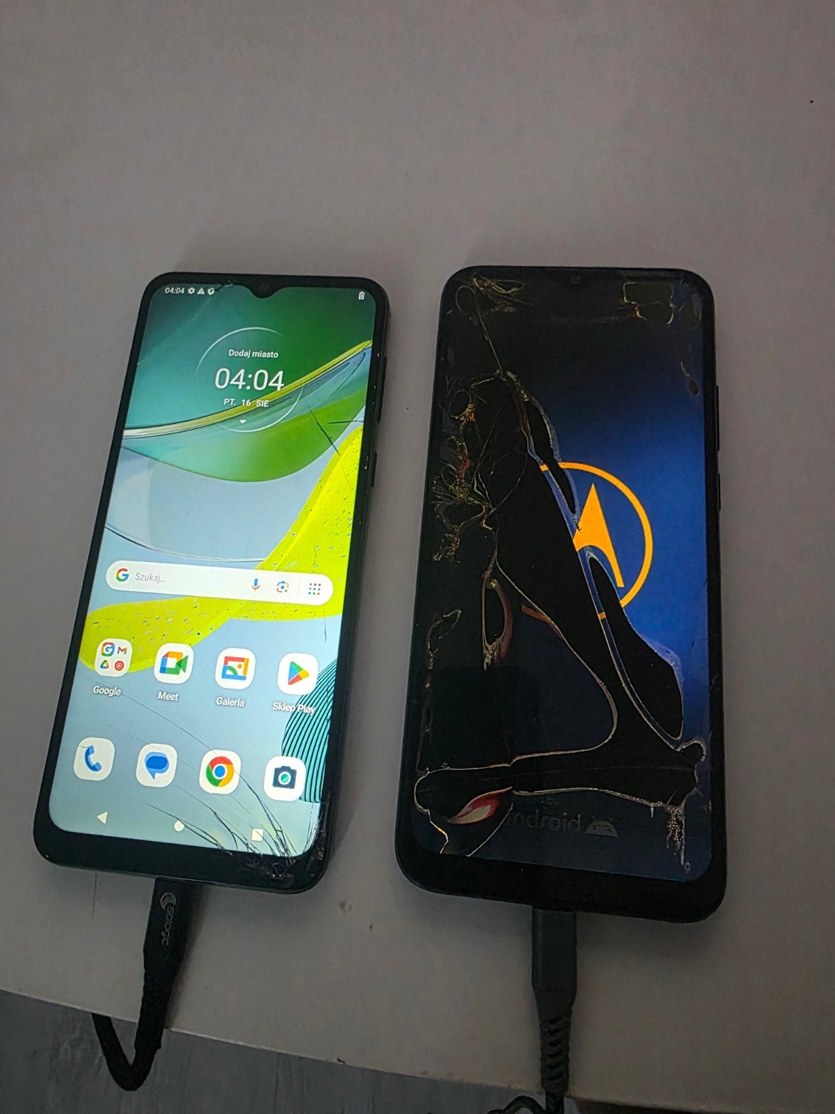 2x Motorola Smartphones Defect voor Onderdelen, Telecommunicatie, Gebruikt, Overige modellen, Ophalen of Verzenden, Zonder simlock