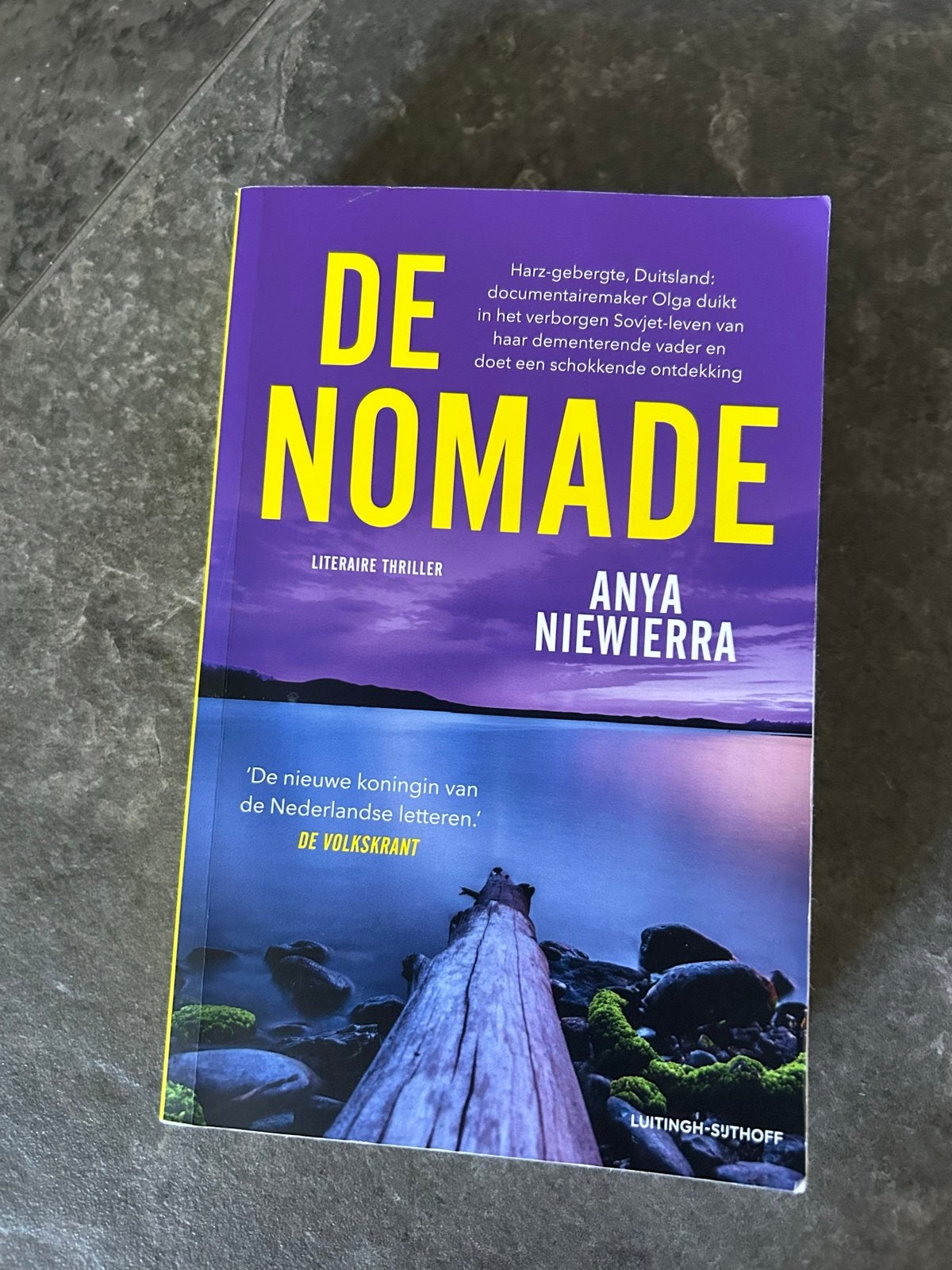 De Nomade & De Camino - Anya Niewierra (2 boeken), Boeken, Ophalen of Verzenden, Zo goed als nieuw, Nederland
