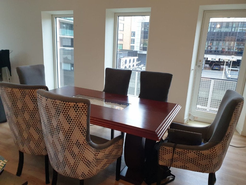 dinning table and chairs, Ophalen, Gebruikt, Vierkant, 50 tot 100 cm