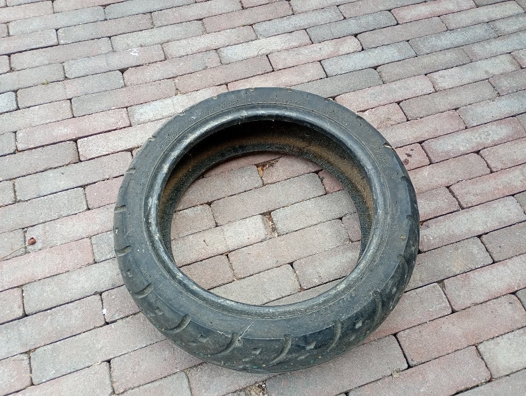 Scooterband 120/70 12, Ophalen of Verzenden, Gebruikt, Overige typen, Vespa