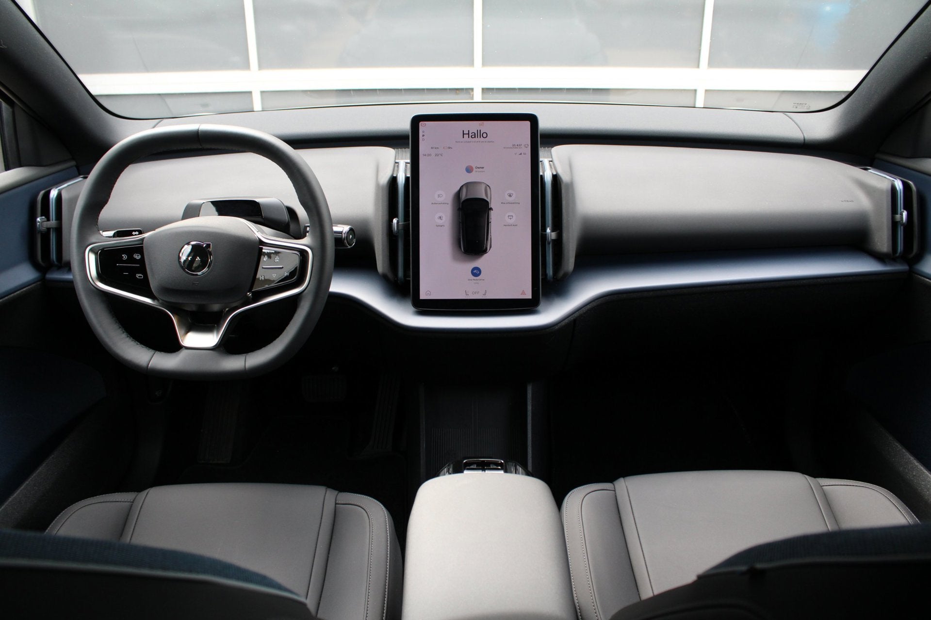 Volvo EX30 Single Motor Extended Range Core 69 kWh, Automaat, Gebruikt, EX30, Origineel Nederlands