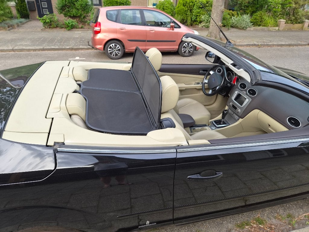 Ford Focus 2.0 107KW CC AUT 2011 Zwart. VOL., Auto's, 145 pk, 1250 kg, Beige, 4 cilinders