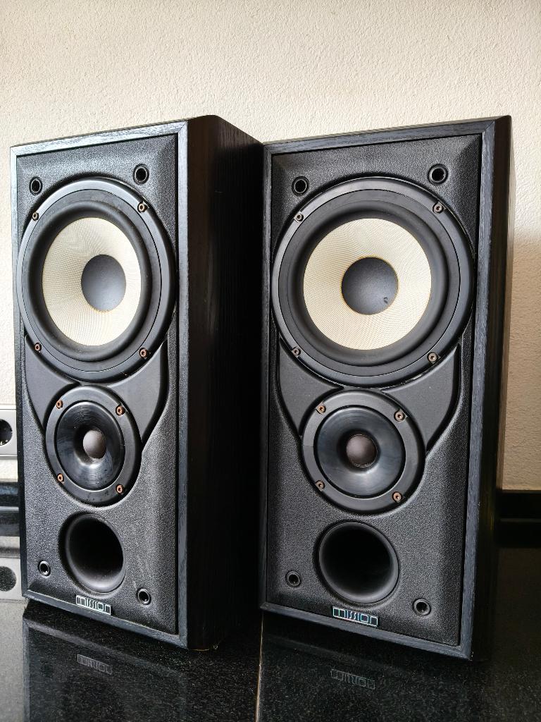 Mission 701 Bookshell speakers, Gebruikt, 60 tot 120 watt, Front, Rear of Stereo speakers, Ophalen
