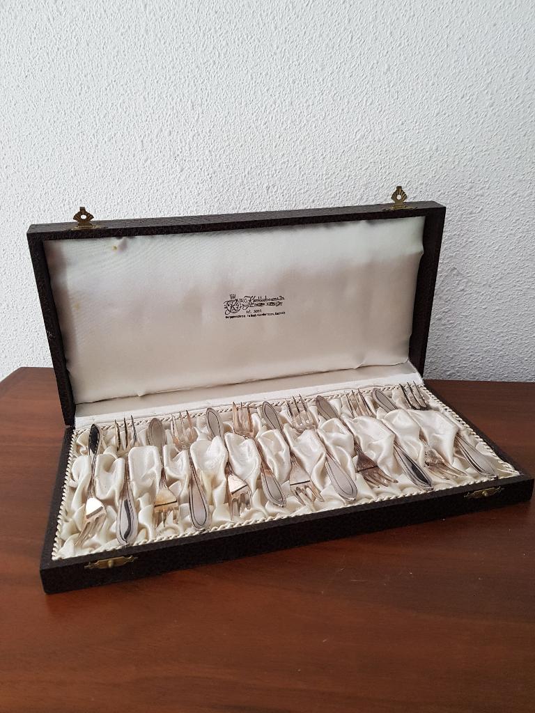 Verzilverde gebaksvorkjes, Antiek en Kunst, Antiek | Bestek, Ophalen of Verzenden