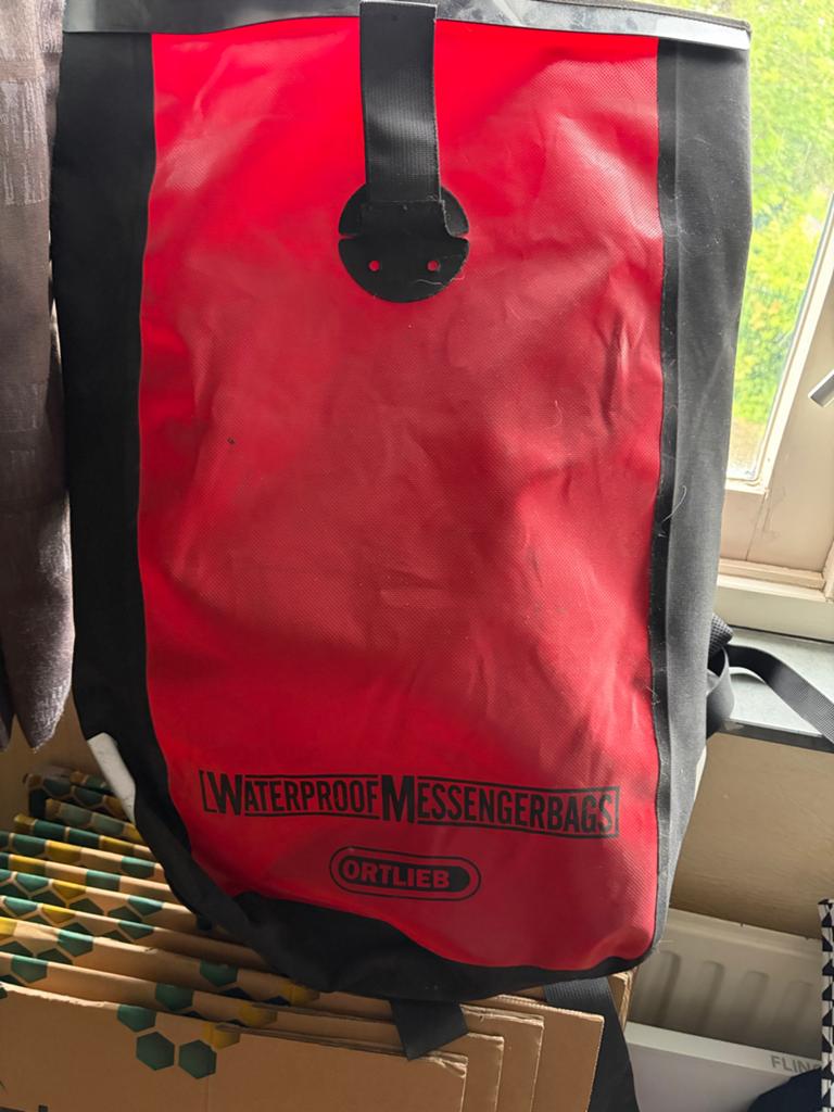 Ortlieb Waterdichte Messenger Tas AG 39L - Rood/Zwart, Ophalen of Verzenden, Zo goed als nieuw, Overige merken, Waterdicht