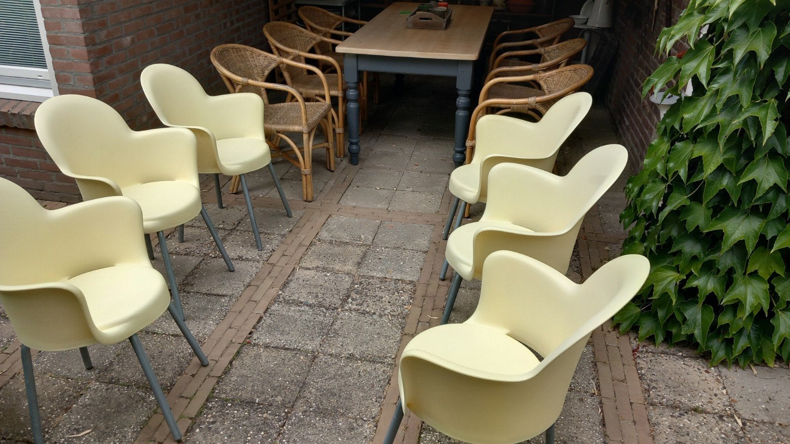 6 zo goed als nieuwe stapelbare kuipstoelen, Ophalen, Overige kleuren, Zo goed als nieuw, Metaal