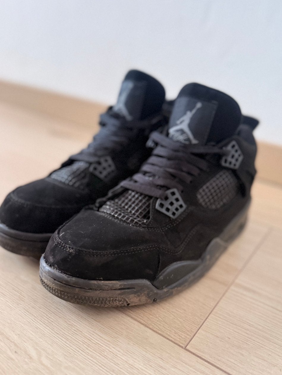 Air Jordan 4 Black, Ophalen of Verzenden, Zo goed als nieuw, Zwart