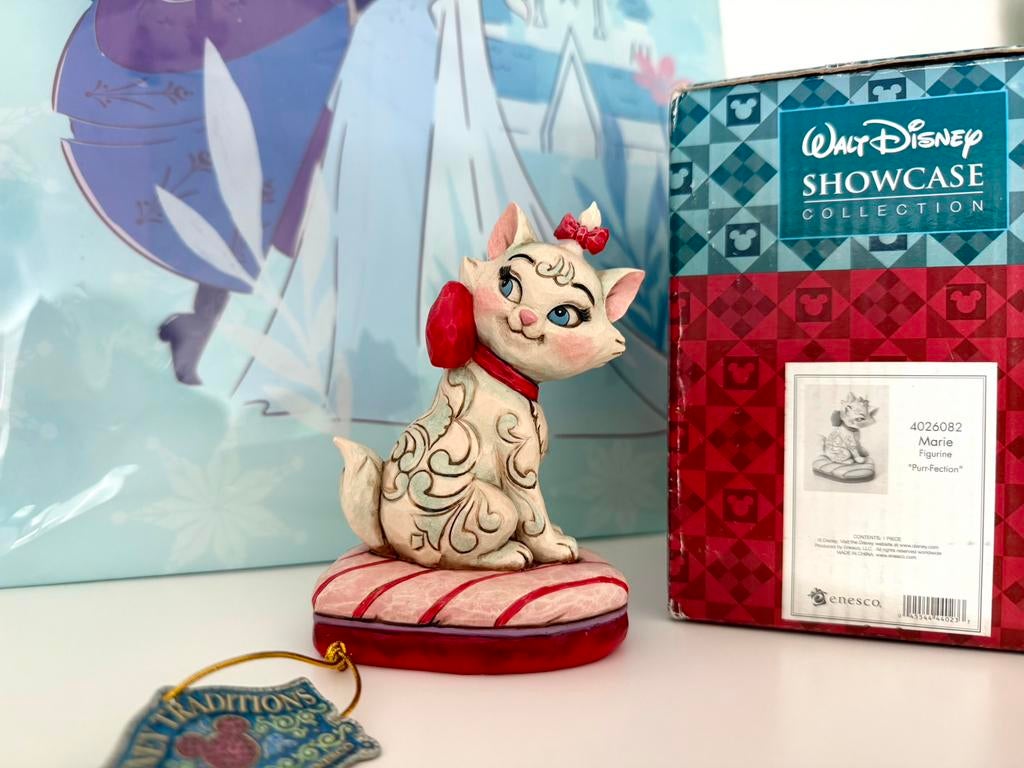 Marie Disney Traditions beeldje Purr-Fection, Verzamelen, Disney, Ophalen of Verzenden, Overige figuren, Zo goed als nieuw, Beeldje of Figuurtje