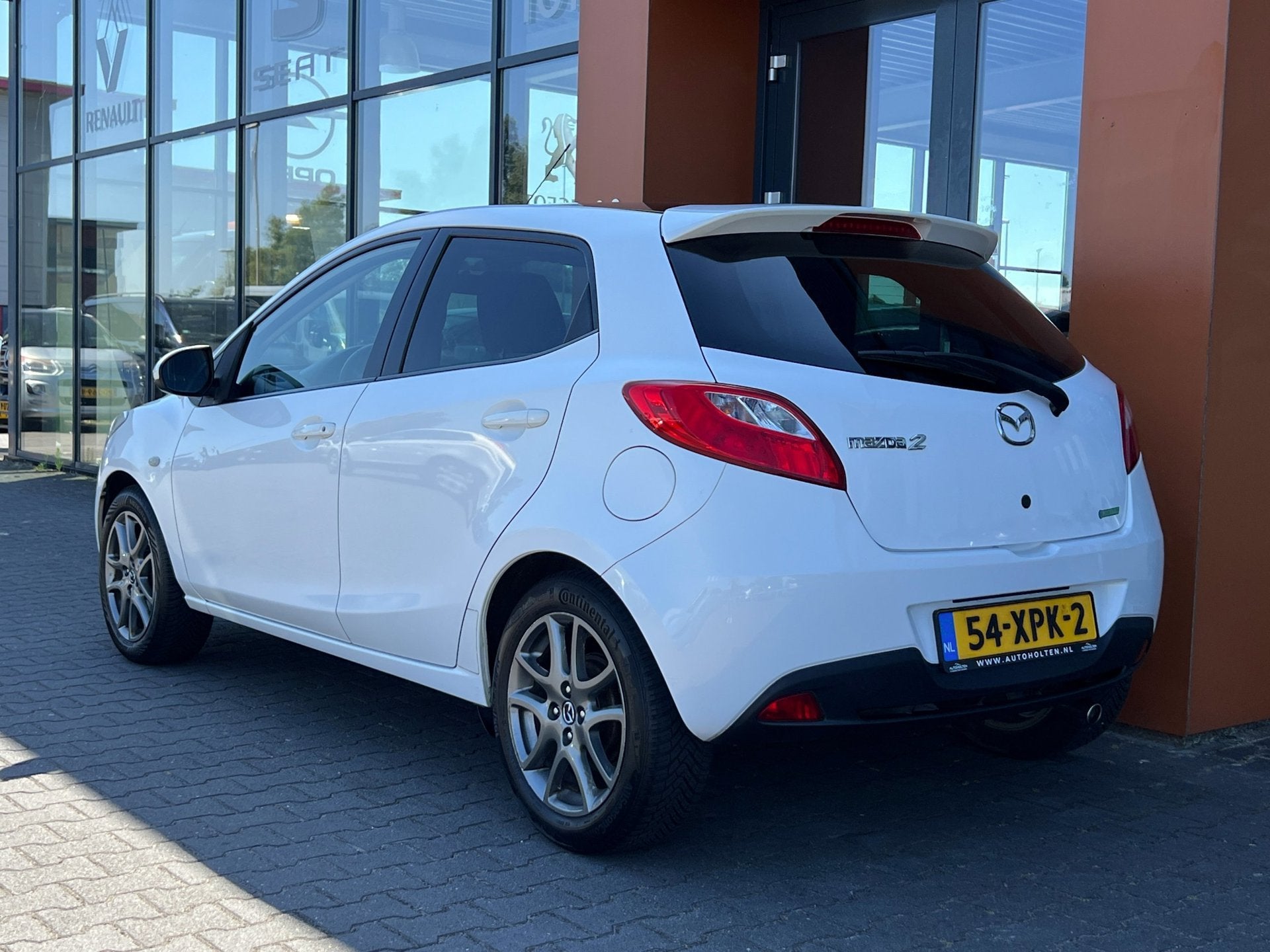 Mazda 2 1.3 BIFUEL|Navigatie|Bluetooth|Stoelverwarming|Isofi, Auto's, Mazda, Voorwielaandrijving, Euro 5, 4 cilinders, Origineel Nederlands