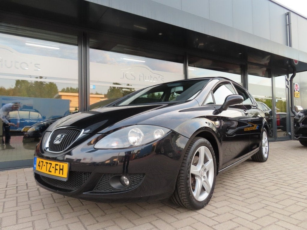 Seat LEON 2.0 FSI Stylance Ecc Cruise Trekhaak 17 Inch 2007, Auto's, Gebruikt, 4 cilinders, Leon, Zwart