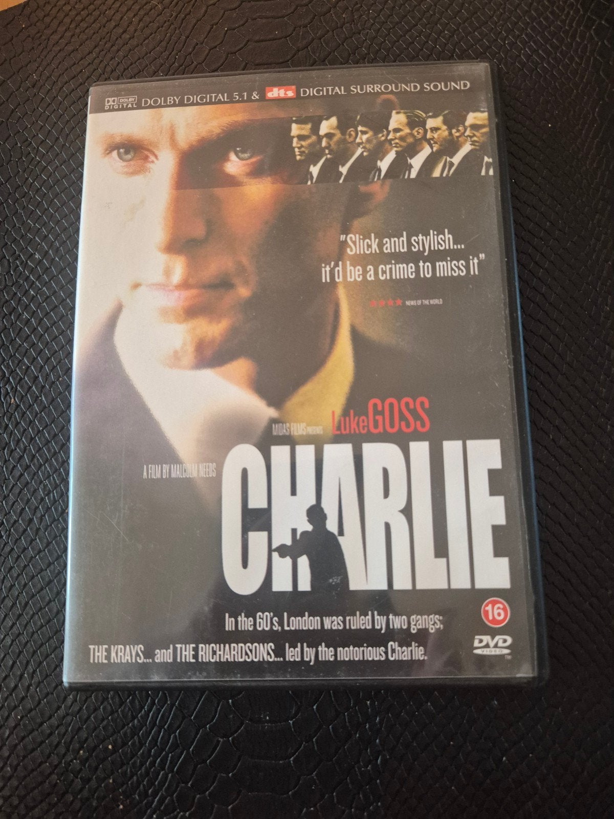 Charlie, Vanaf 16 jaar, Ophalen of Verzenden, Zo goed als nieuw
