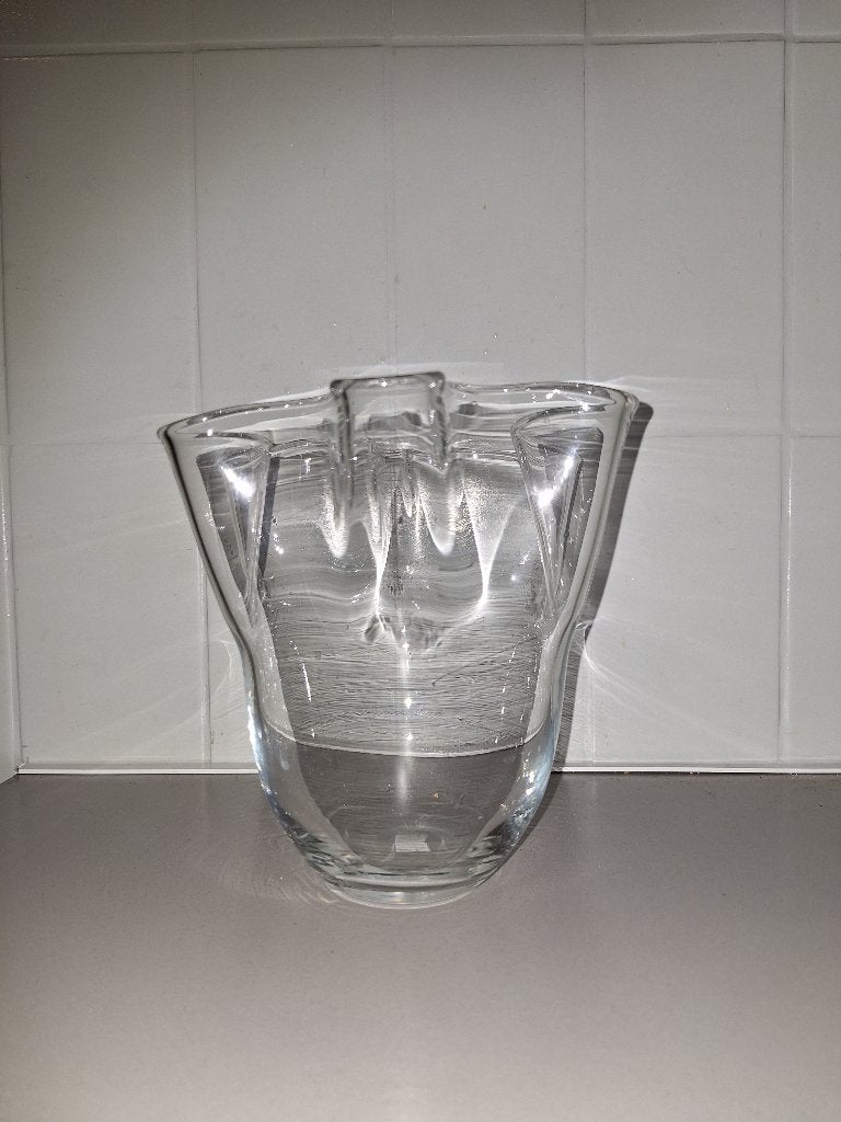 Zakdoek vaas, Overige kleuren, Ophalen of Verzenden, 19 cm, Glas