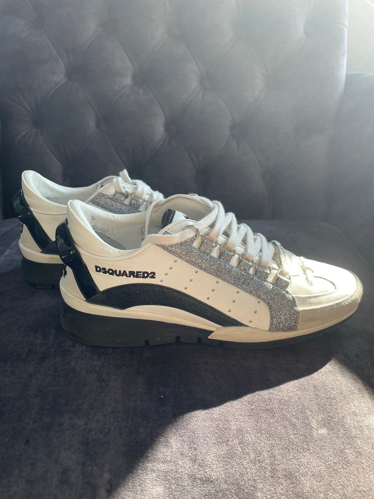 Als nieuwe Dsquared2 sneakers 38-, Kleding | Dames, Schoenen, Ophalen of Verzenden, Zo goed als nieuw, Wit, Sneakers of Gympen