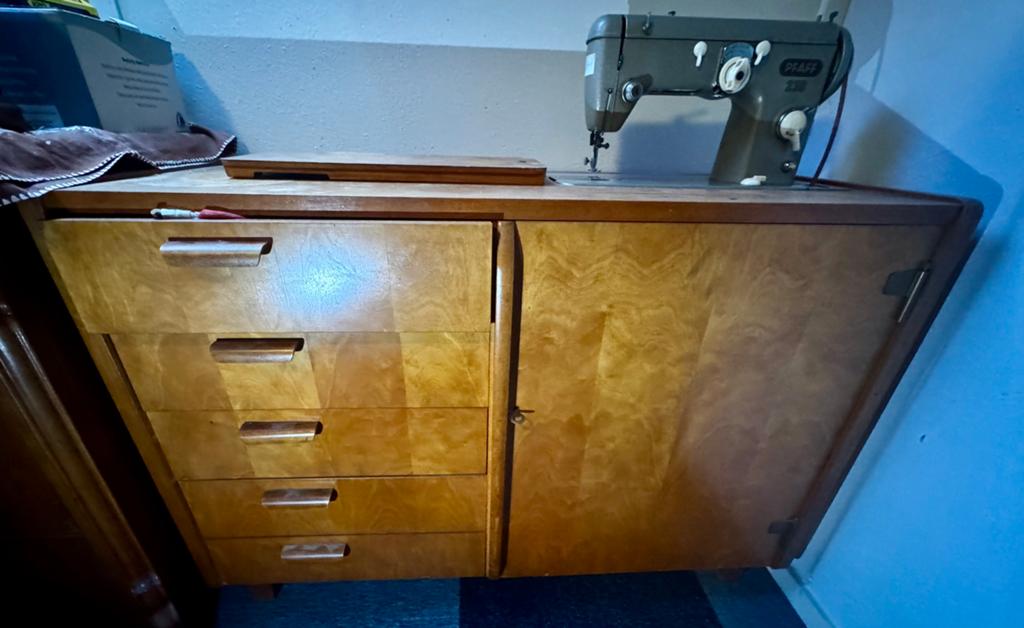 Antieke inbouw Pfaff 230 naaimachine met kast en lades, Antiek en Kunst, Antiek | Naaimachines, Ophalen