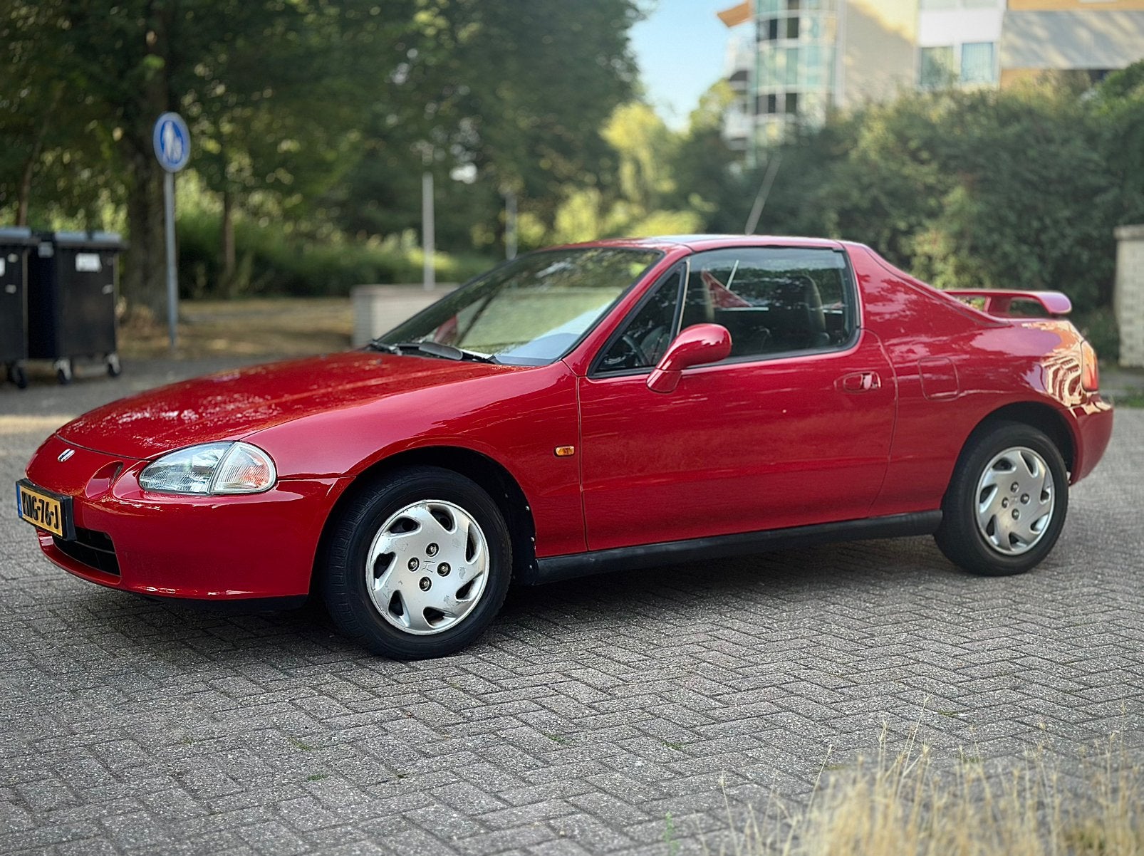 Honda CRX 1.6 Coupe Esi-e AUT 1998 Rood, 125 pk, Zwart, 4 cilinders, 1590 cc
