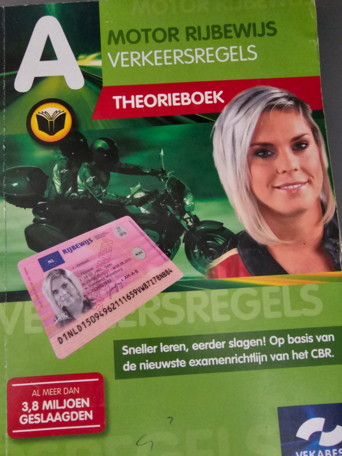 Motor Rijbewijs Verkeersregels Theorieboek, Ophalen of Verzenden, Gelezen, Overige onderwerpen, VekaBest