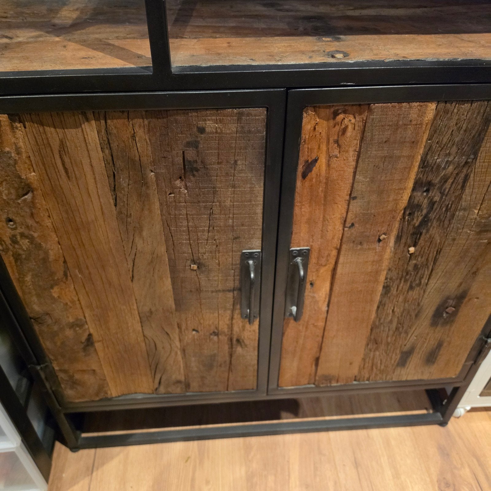 kast konan Haco, Ophalen, Met plank(en), Teakhout, 50 tot 100 cm