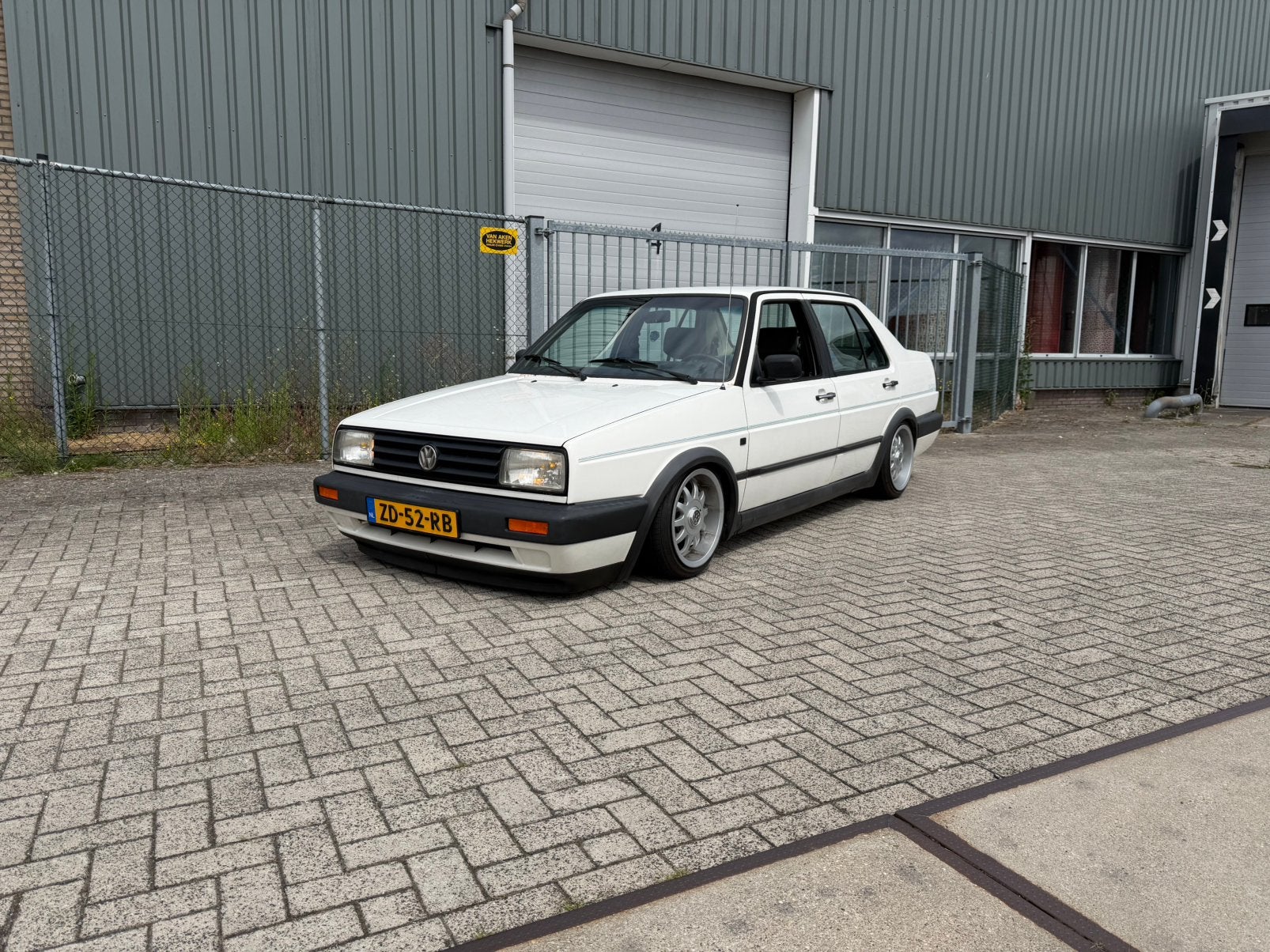Volkswagen Jetta 1.6 K6 1991 Wit, Auto's, Voorwielaandrijving, 455 kg, 4 cilinders, Wit