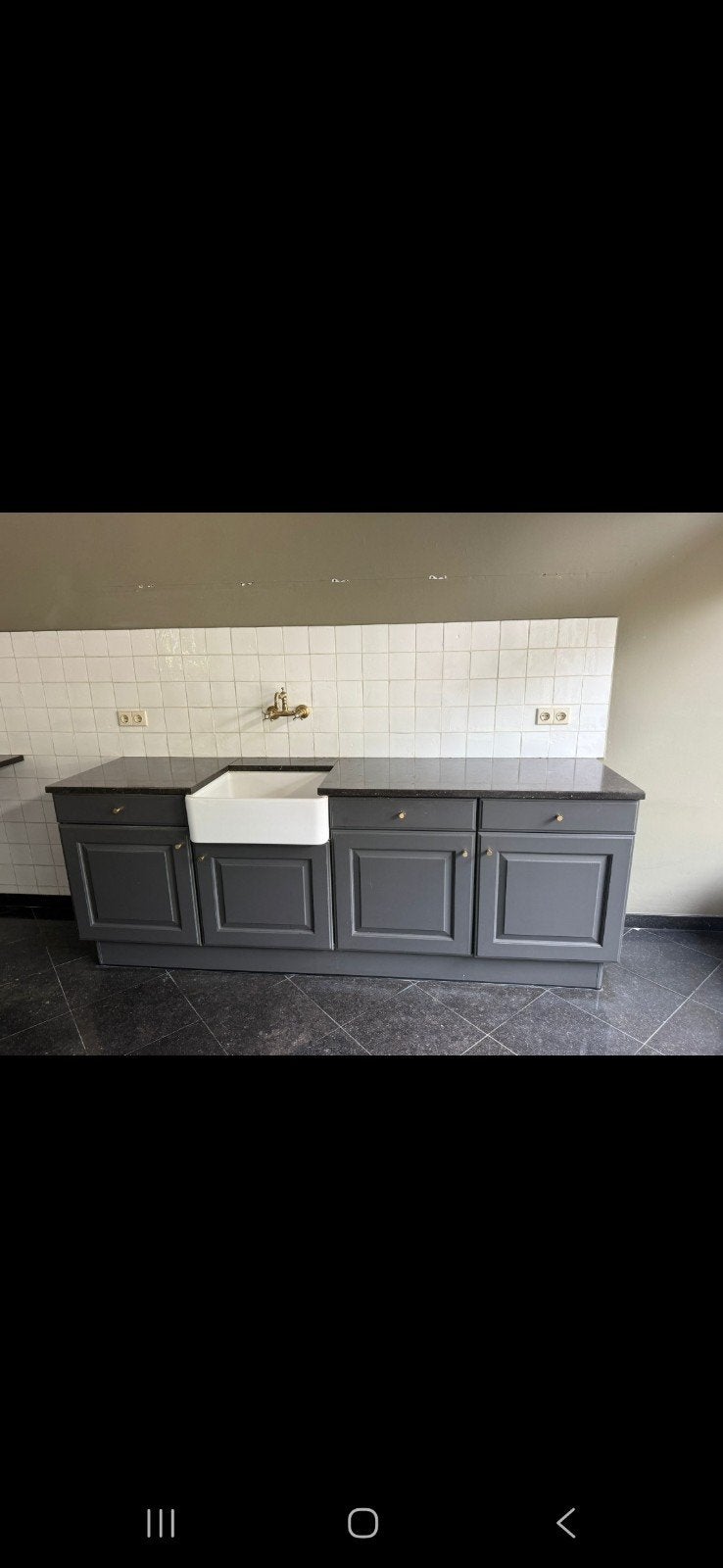 Stijlvolle donkergrijze keuken met granieten blad, Ophalen, Gebruikt, Graniet of Steen, Enkelwandige keuken