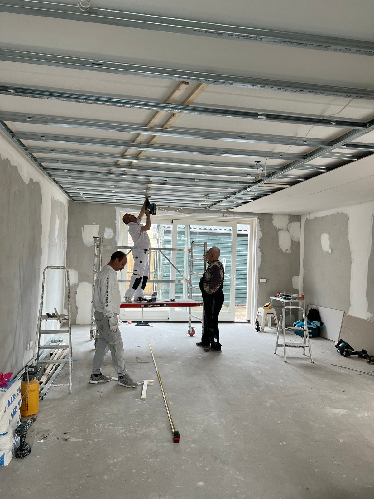 Verlaagd plafond - cinewall - koof stucwerk - schilderwerk, Garantie, Verbouw of Aanbouw