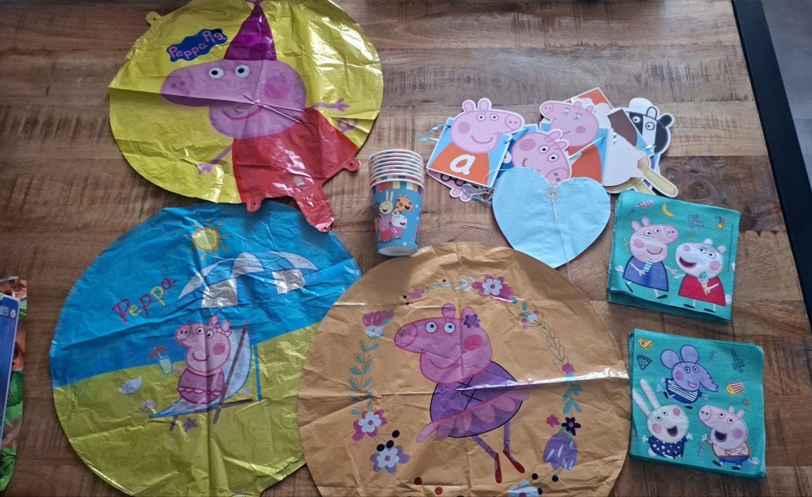 Versiering verjaardag Peppa pig, Ophalen of Verzenden, Nieuw, Versiering, Verjaardag
