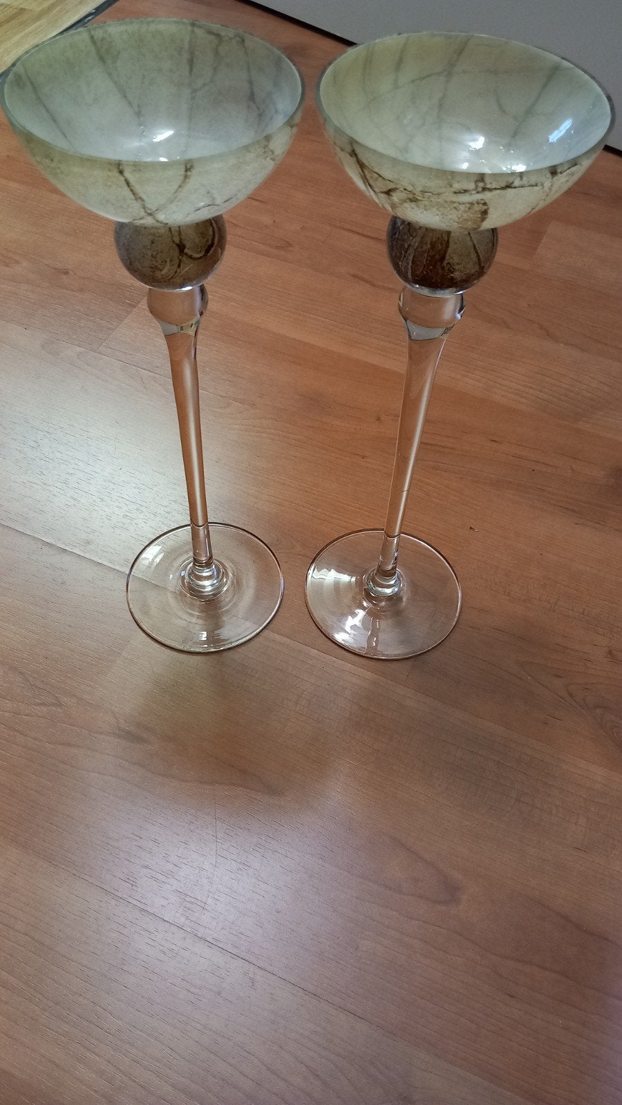 Set van 2 elegante glazen kandelaars, Ophalen, Gebruikt, Meerkleurig, Glas