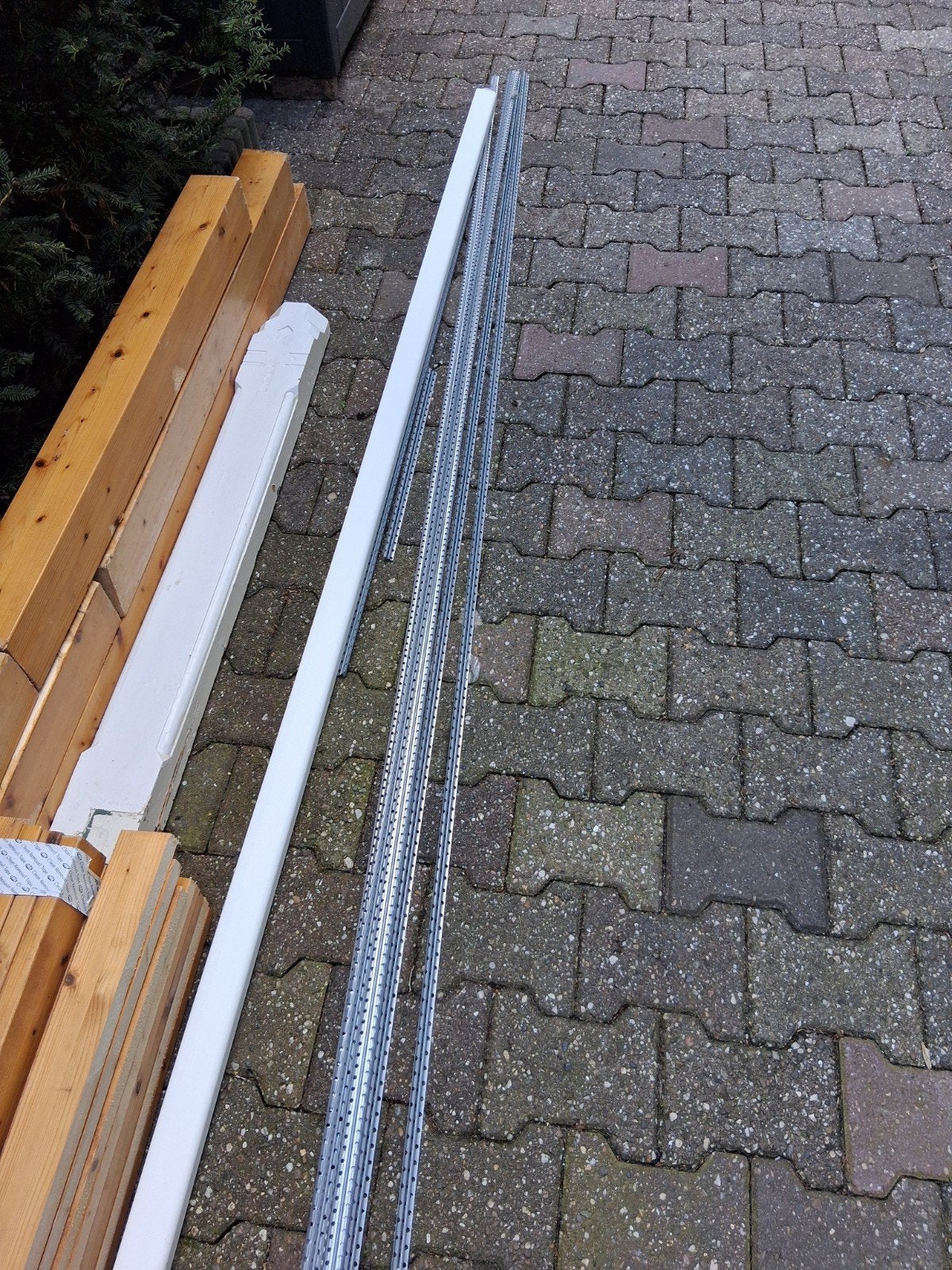 Gratis Afreiprofielen 6x., Ophalen, Zo goed als nieuw, 250 mm of meer, Overige typen