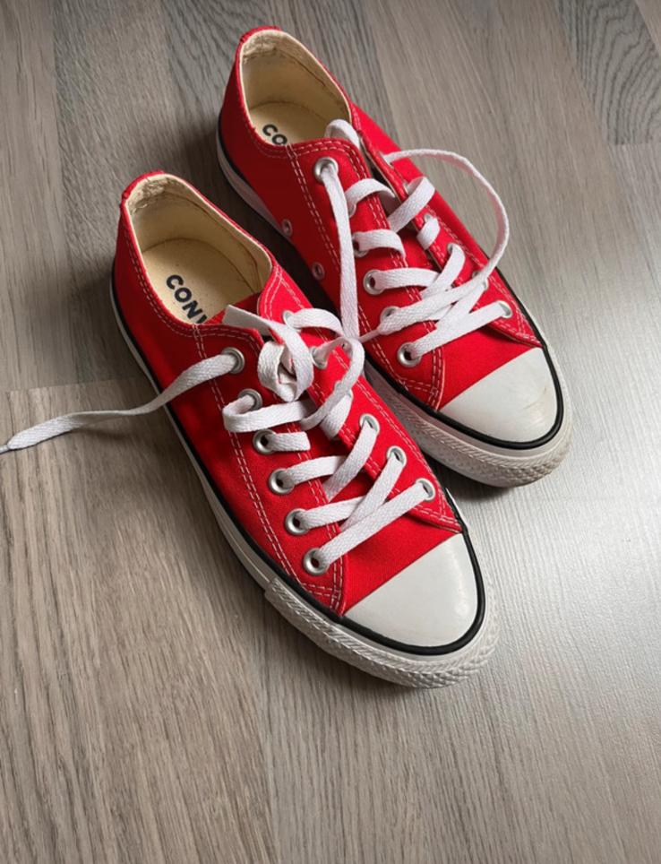 All star rode lage schoenen, Ophalen of Verzenden, Zo goed als nieuw, Rood, Sneakers of Gympen