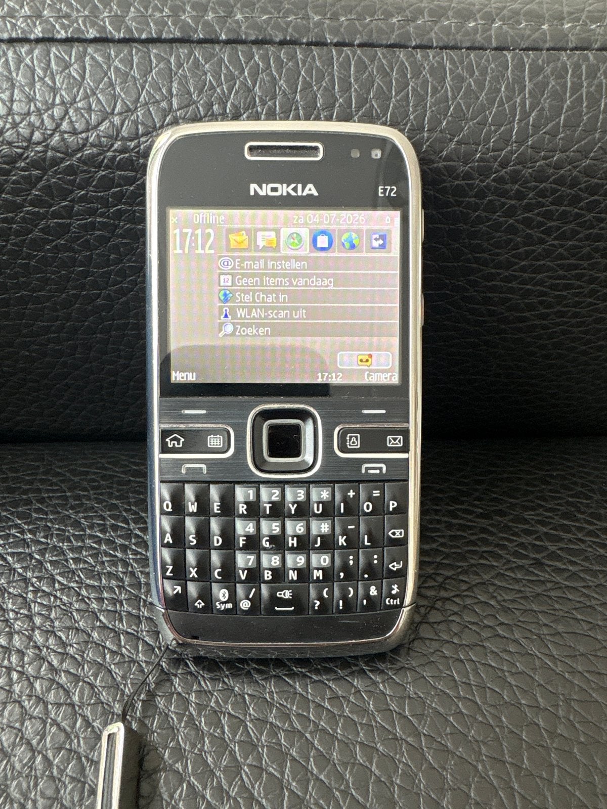 Nokia E72 Zilver/Zwart met QWERTY toetsenbord, Telecommunicatie, Ophalen, Gebruikt, Fysiek toetsenbord, 3 tot 6 megapixel