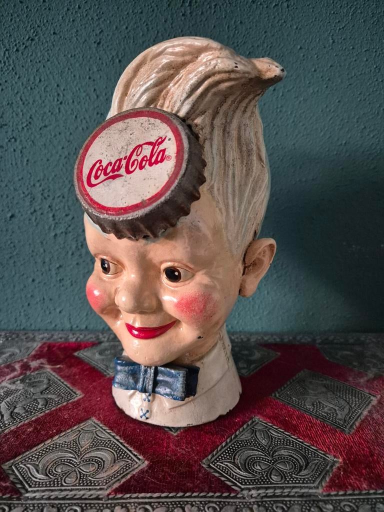 Coca-Cola Gietijzeren Spaarpot - Sprite boy., Verzamelen, Spaarpotten, Ophalen, Gebruikt, Metaal of Blik, Overige thema's