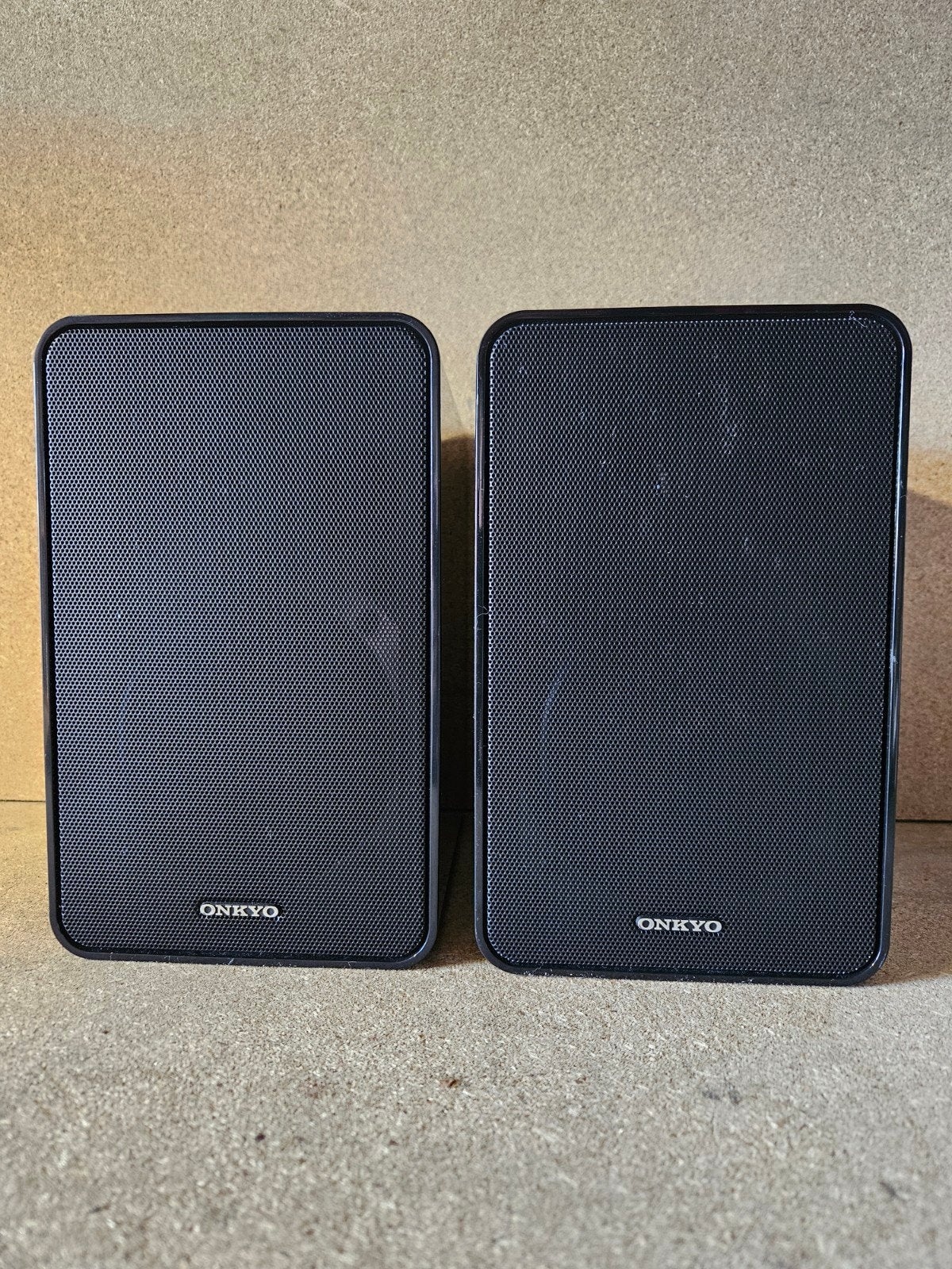 Onkyo D-T05 Boekenplank Speakers - Compact en Krachtig, Ophalen, Zo goed als nieuw, Boekenplank luidspreker, Onkyo