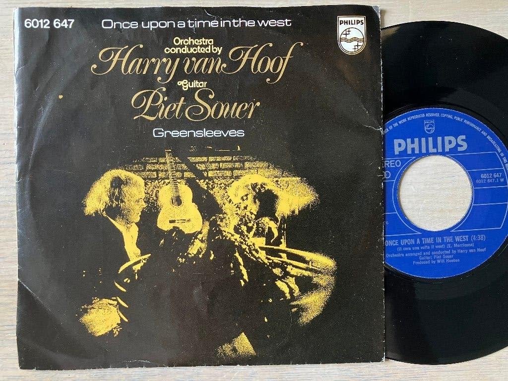 Harry van Hoof & Orch. on guitar Piet Souer, Filmmuziek en Soundtracks, 7 inch, Ophalen of Verzenden, Zo goed als nieuw