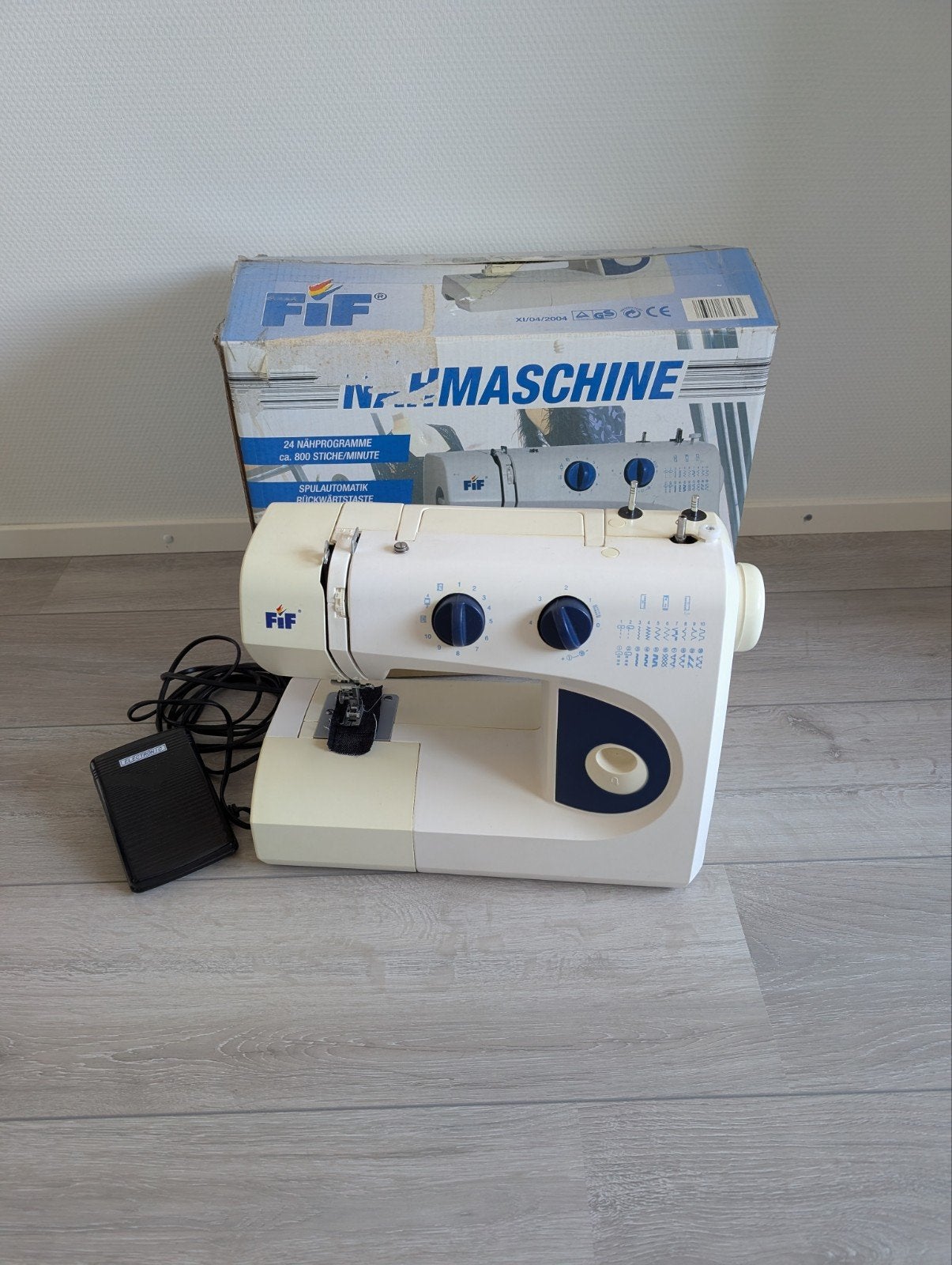 FIF naaimachine, Ophalen of Verzenden, Zo goed als nieuw, Naaimachine, Overige merken