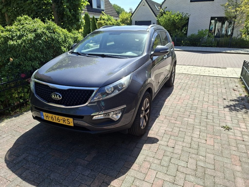 Kia Sportage 1.6 GDI | 2015 | trekhaak | extra set winter🛞, Auto's, Voorwielaandrijving, Euro 5, 1200 kg, Handgeschakeld